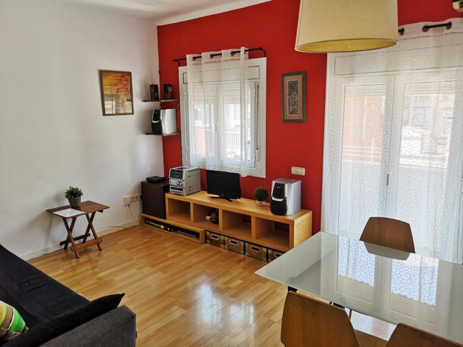 A Home In Барселона Экстерьер фото
